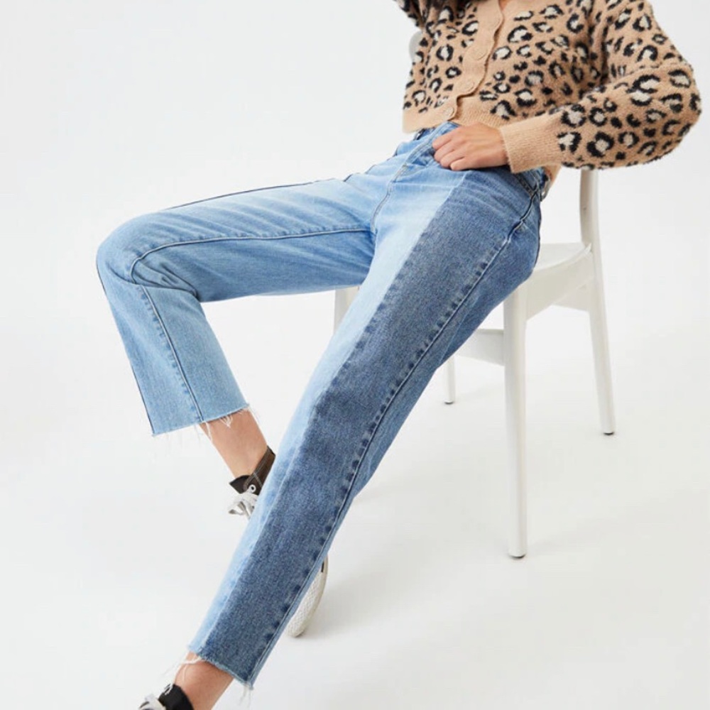 20% off 2+ bundle: 2 panel high-waist jeans